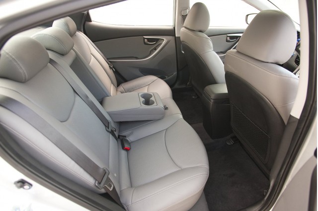 hyundai elantra 2011 interior photos. Hyundai Elantra 2011 interior